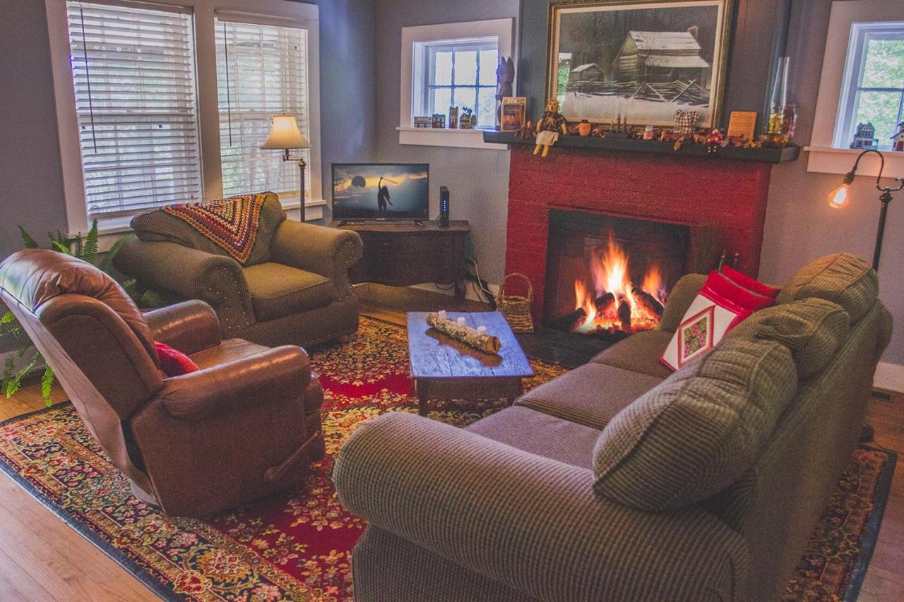 Nolichuckey Bluffs Bed & Breakfast Cabins Greeneville ภายนอก รูปภาพ