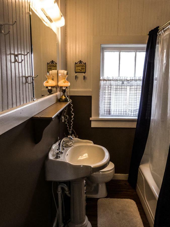 Nolichuckey Bluffs Bed & Breakfast Cabins Greeneville ภายนอก รูปภาพ