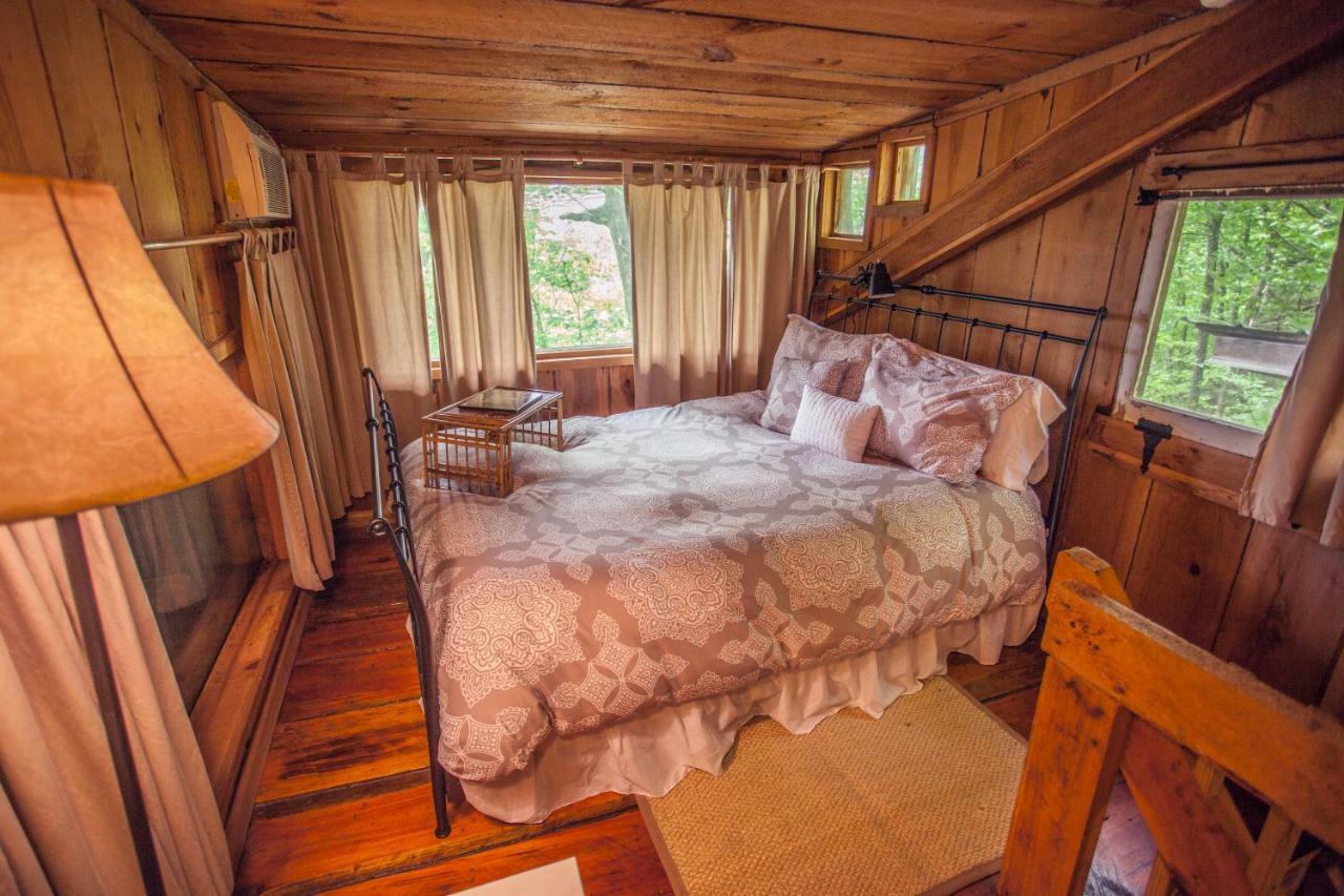 Nolichuckey Bluffs Bed & Breakfast Cabins Greeneville ภายนอก รูปภาพ